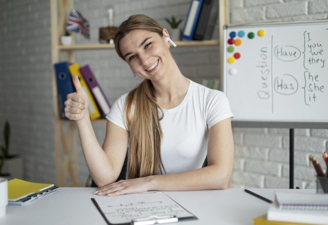 What Should You Check Before Enrolling in a Polish Course?